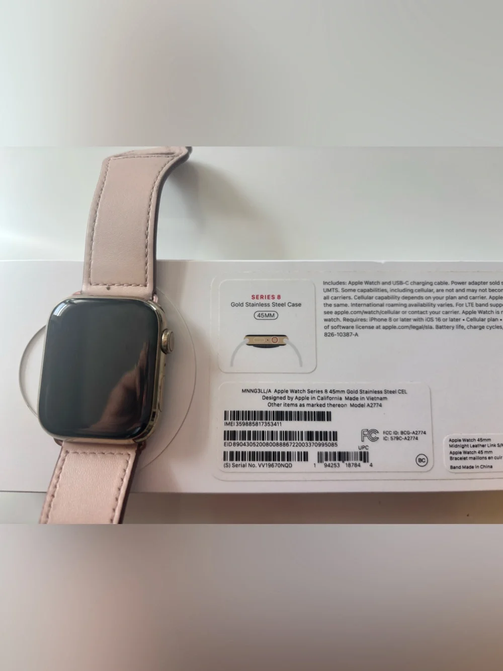 Apple Gold Stainless Steel Smartwatch Series 8 - 45mm